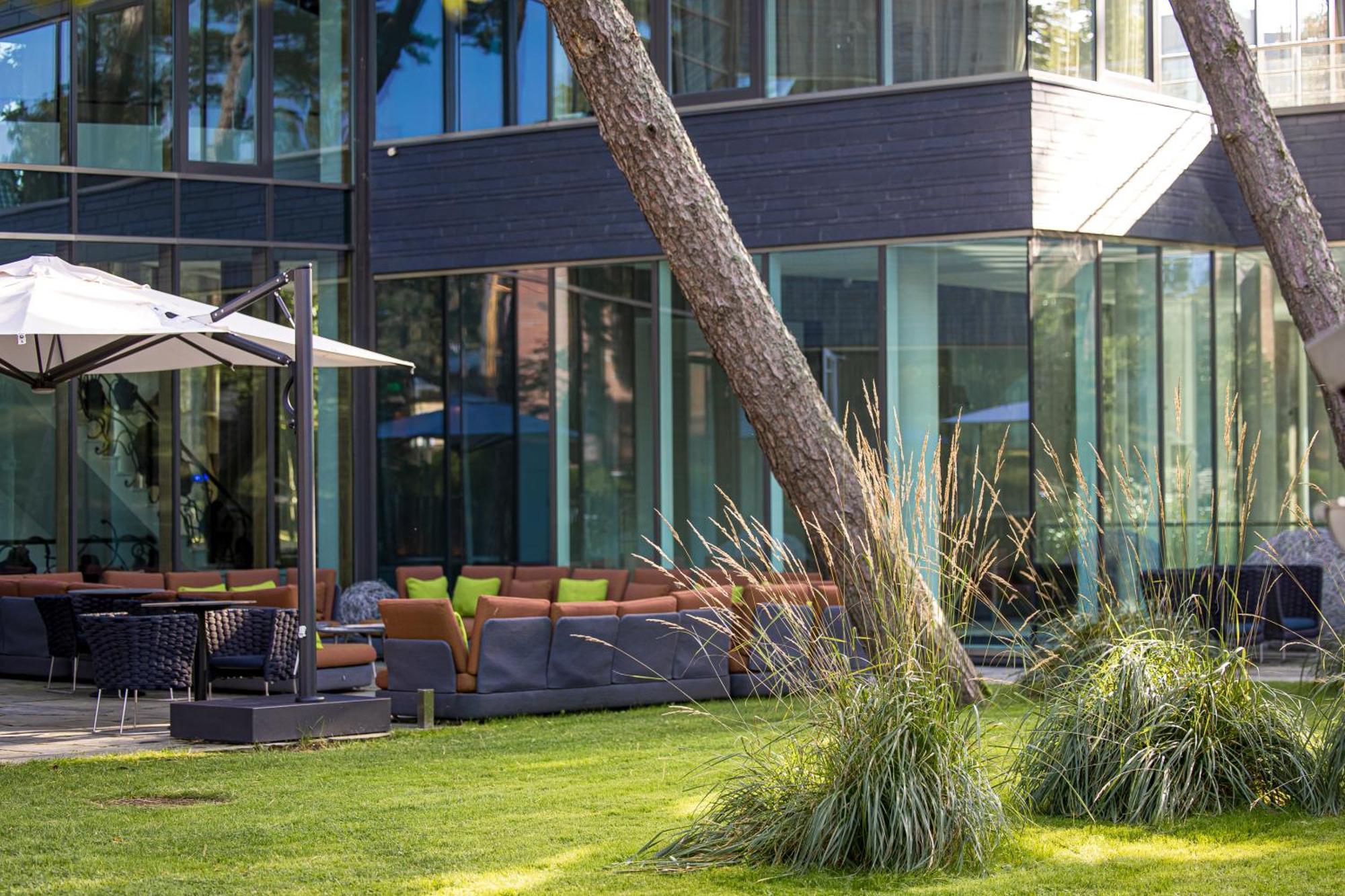 Palanga Life Balance Spa Hotel Exterior photo The garden